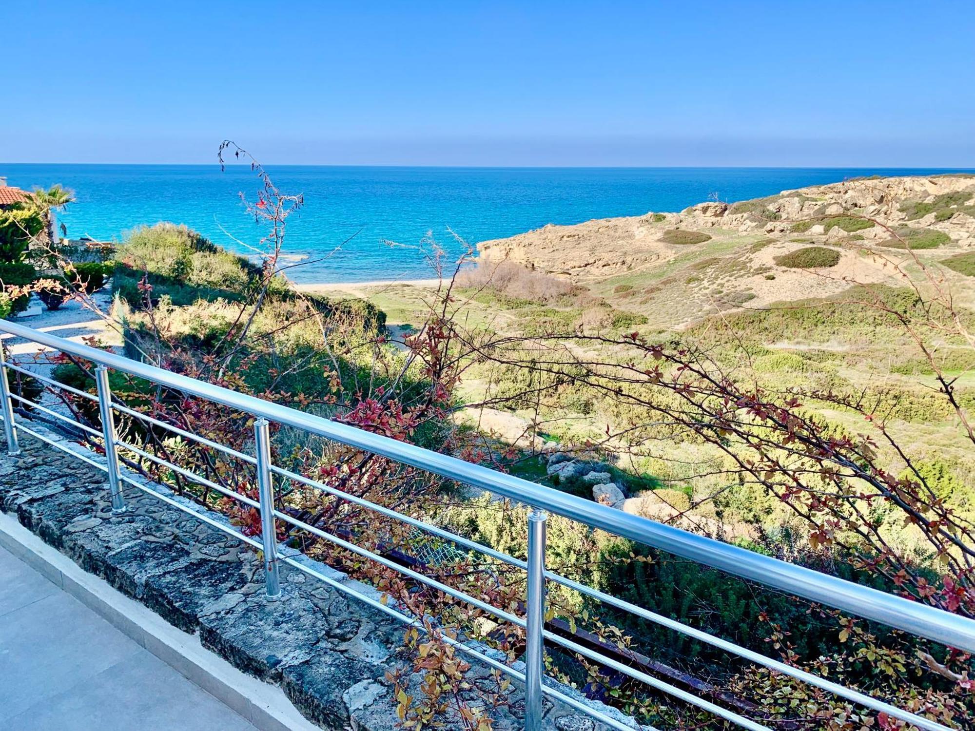 Boho Bay Apartment Akanthou 外观 照片